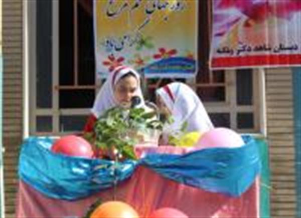 اجرای برنامه های متنوع در شهرستان های استان کرمانشاه به مناسبت روز جهانی غذا